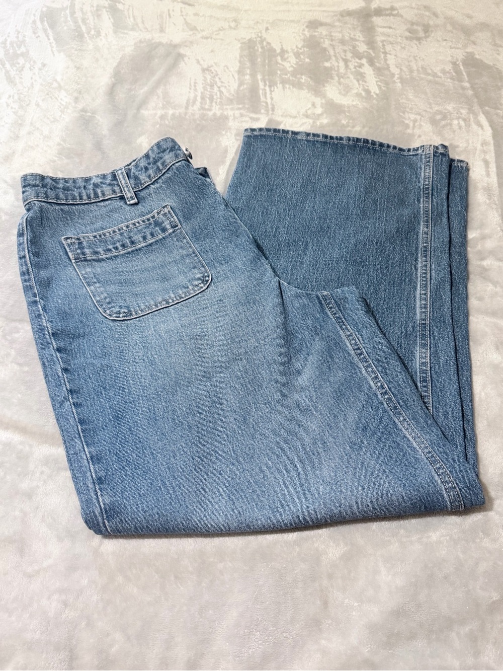 High-Rise Wide Leg Jeans in Medium Blue - Picture 5 of 11